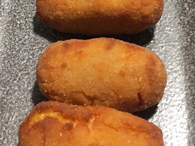 Croquetas de puchero( cocido) (4 unidades ) 