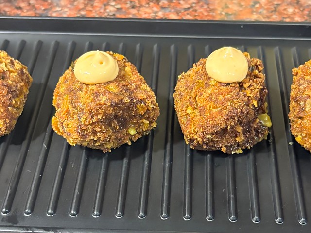 Croqueta de gambas con acelgas (4 unidades)